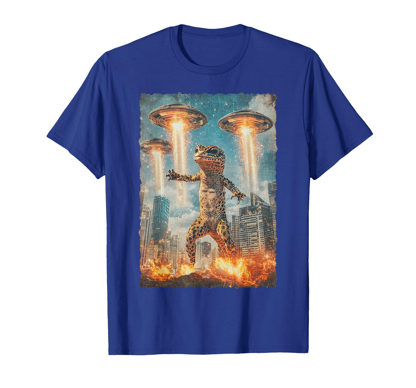 Japanese Anime Kaiju Monster Leopard Gecko Selfie Tokyo UFO T-Shirt