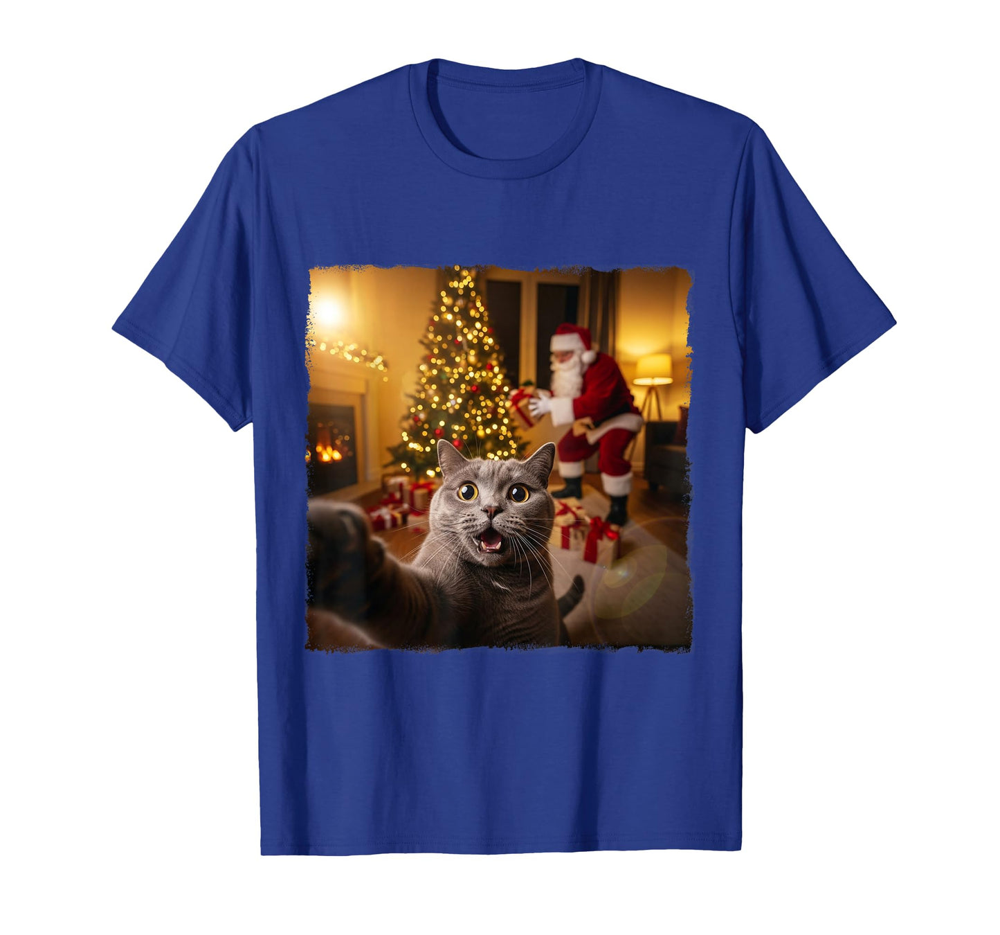 Holiday Xmas Fun Cat Selfie Santa Claus Gifts Christmas Tree T-Shirt