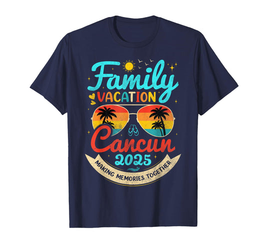 Vintage Family Vacation Cancun 2025 Beach Vacay Cancun Group T-Shirt