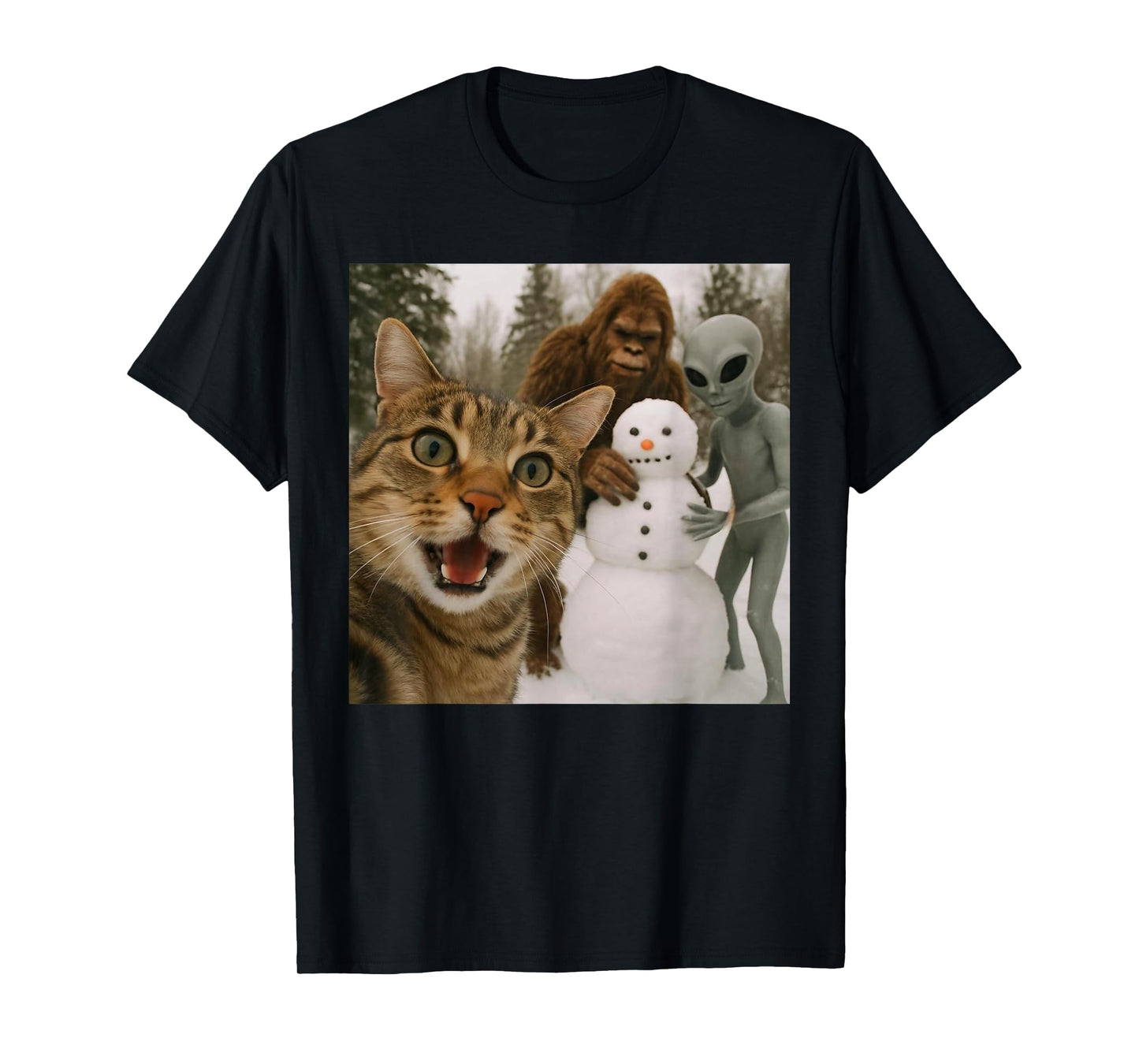 Funny Christmas Cat Selfie with Bigfoot Alien & Snowman T-Shirt