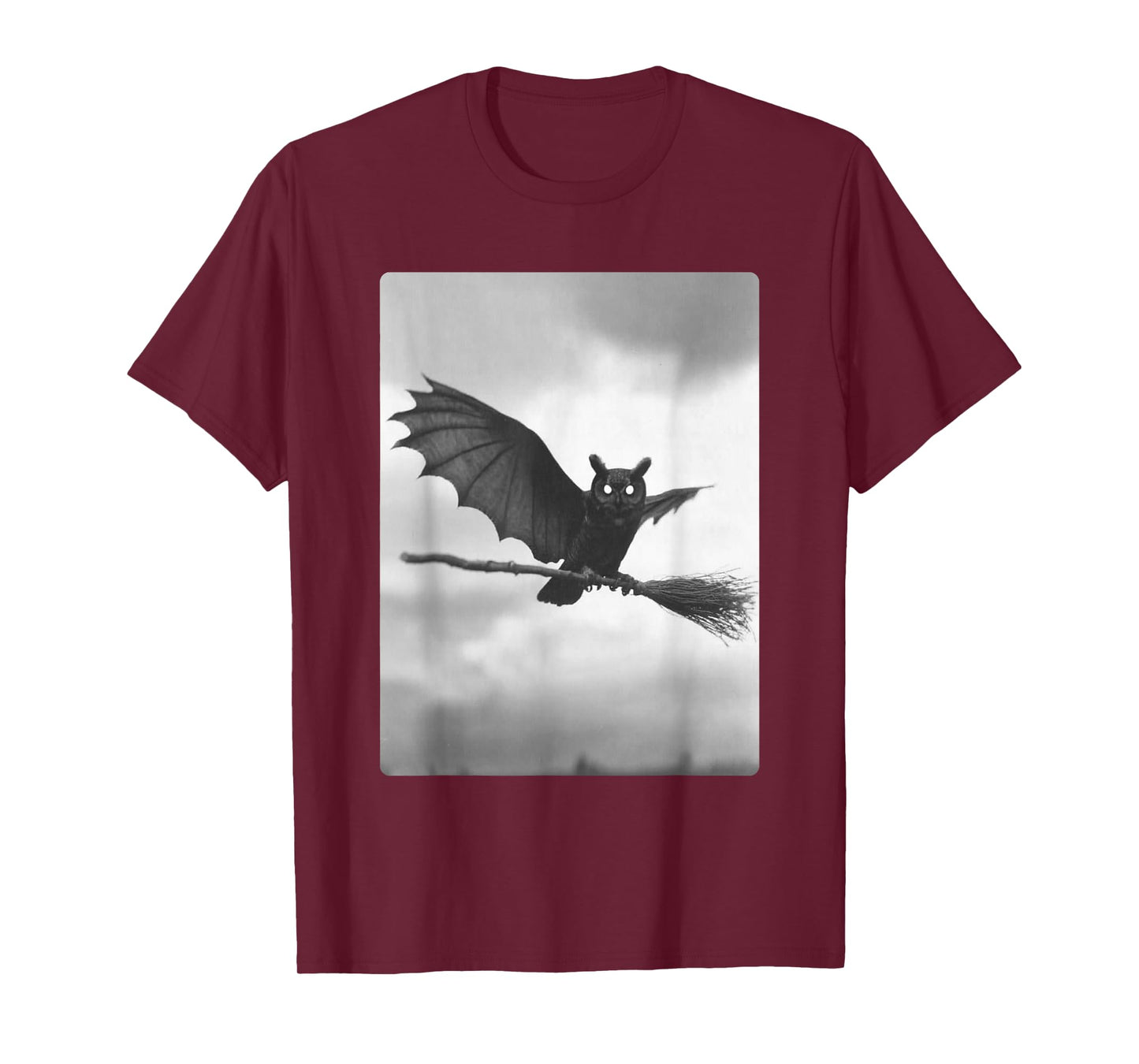 Gothic Owl Witch Broom Bat Wings Spooky Halloween Animal T-Shirt