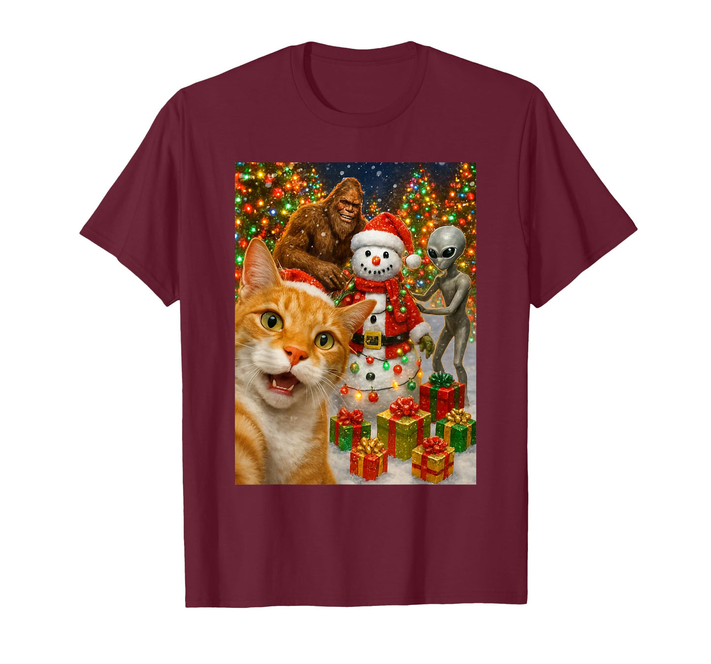 Funny Christmas Cat Selfie with Bigfoot Alien & Snowman T-Shirt