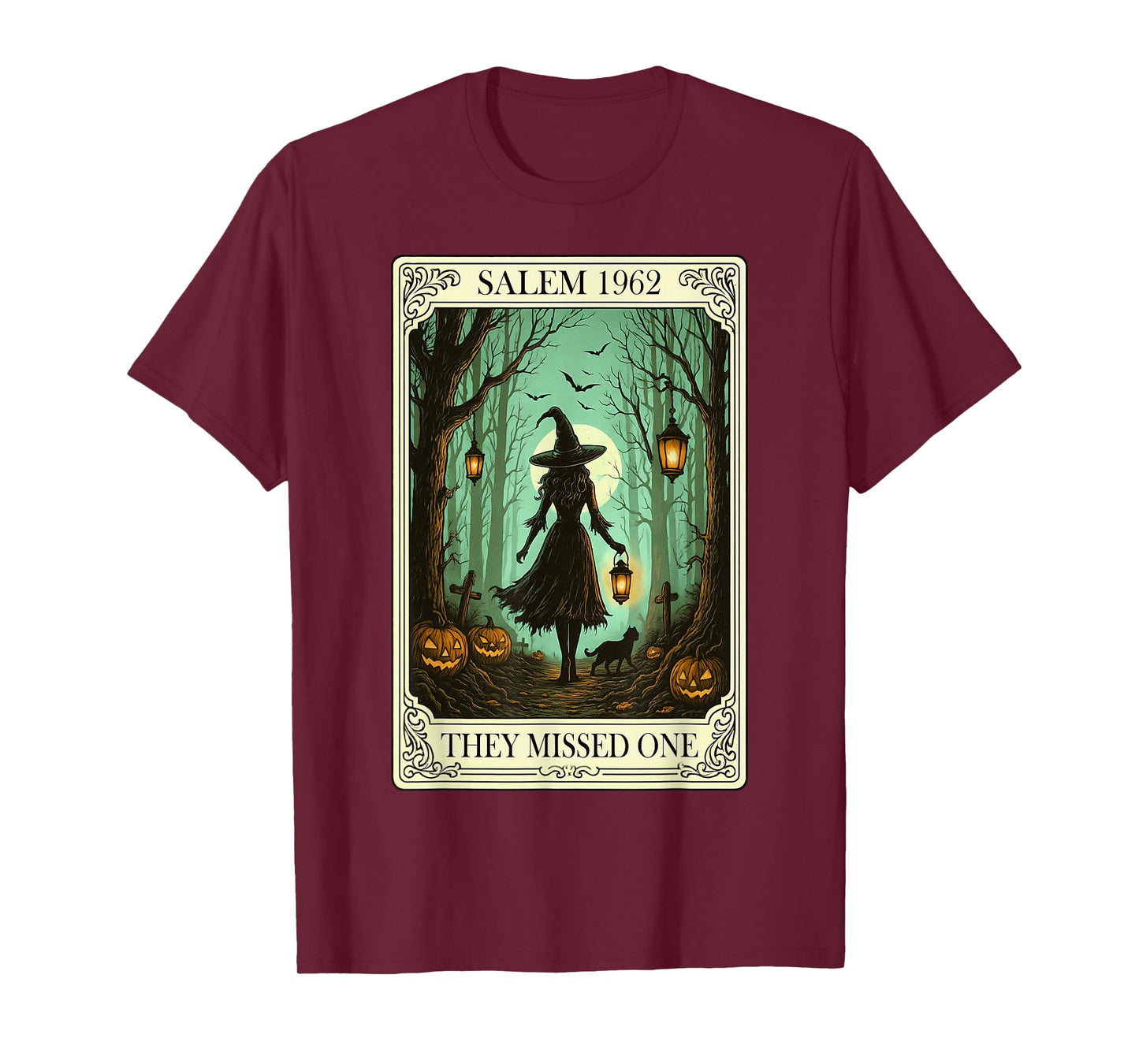 Salem 1692 Halloween Witch They Missed One Tarot Card Men T-Shirt