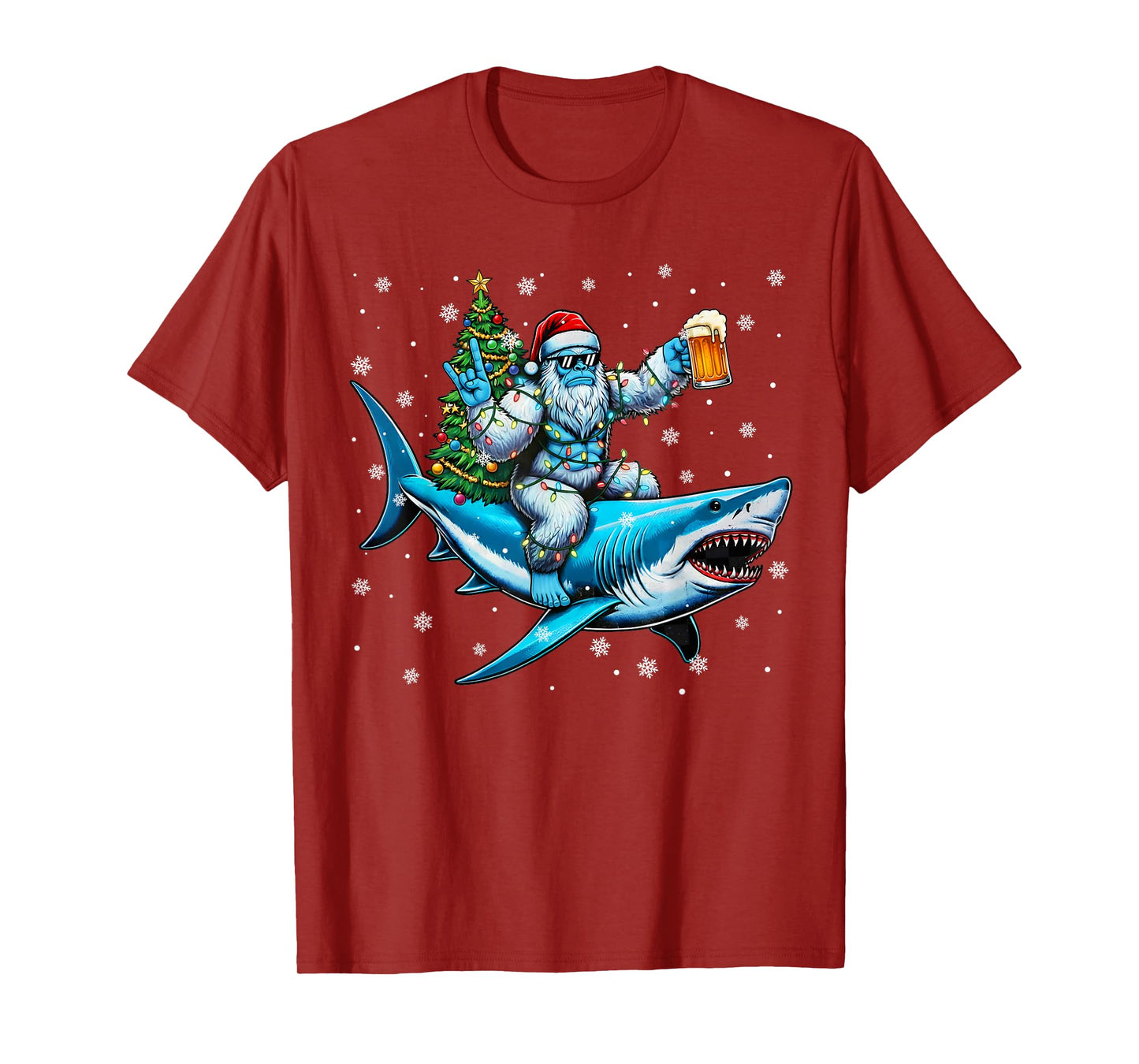 Funny Vintage Yeti Rock On Shark Christmas Tree Men T-Shirt