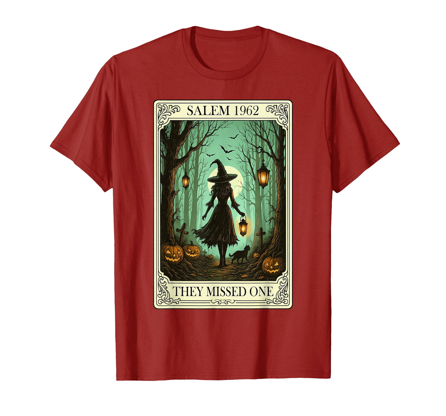 Salem 1692 Halloween Witch They Missed One Tarot Card Men T-Shirt
