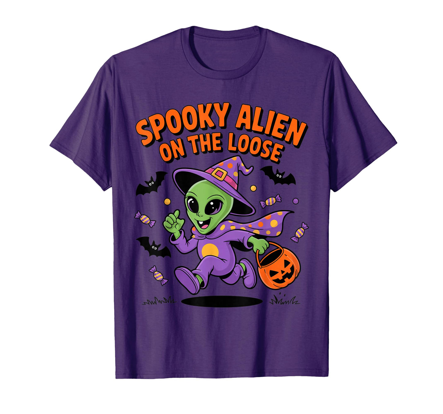 Spooky Alien On The Loose Funny Halloween Costume T-Shirt