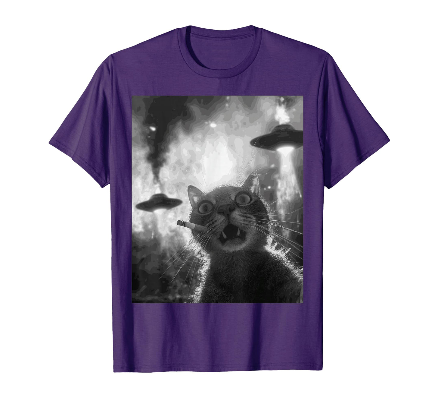Funny Graphic Cat Smoking UFOs Funny T-Shirt
