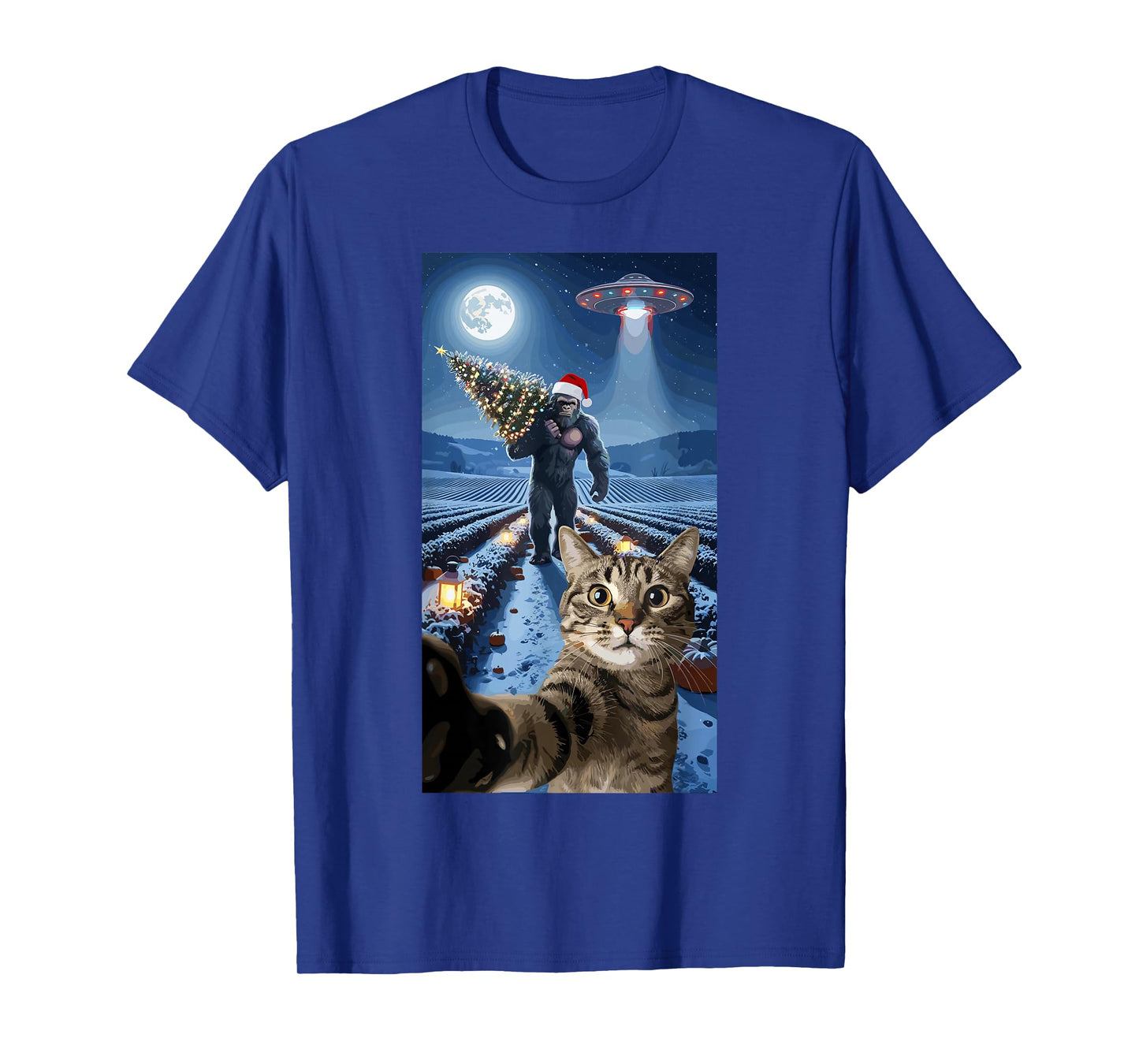 Christmas Bigfoot Cat Selfie UFO Holiday Scene T-Shirt