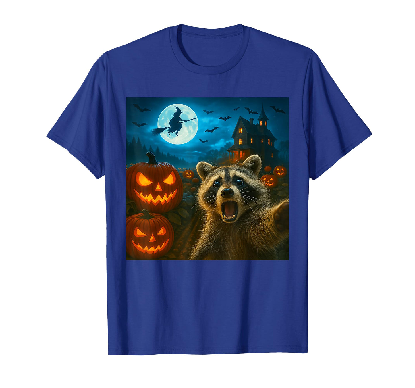 Funny Halloween Raccoon Selfie with Spooky Pumpkin Men Women T-Shirt