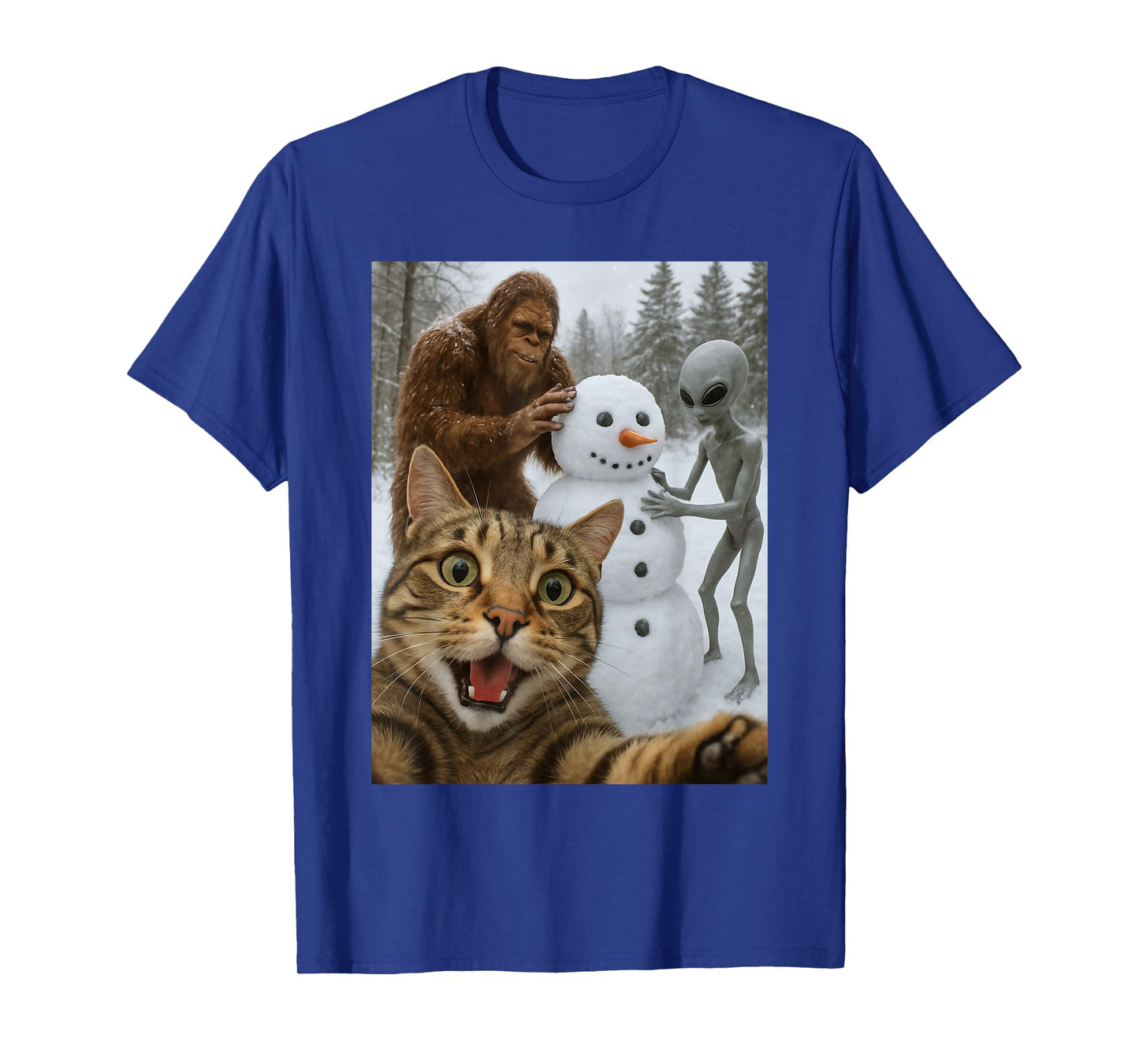 Funny Christmas Cat Selfie with Bigfoot Alien & Snowman T-Shirt