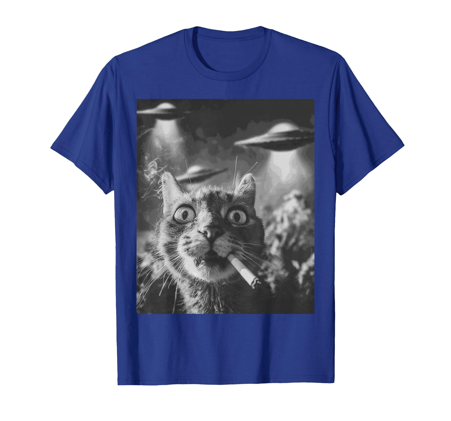Funny Graphic Cat Smoking UFOs Funny T-Shirt