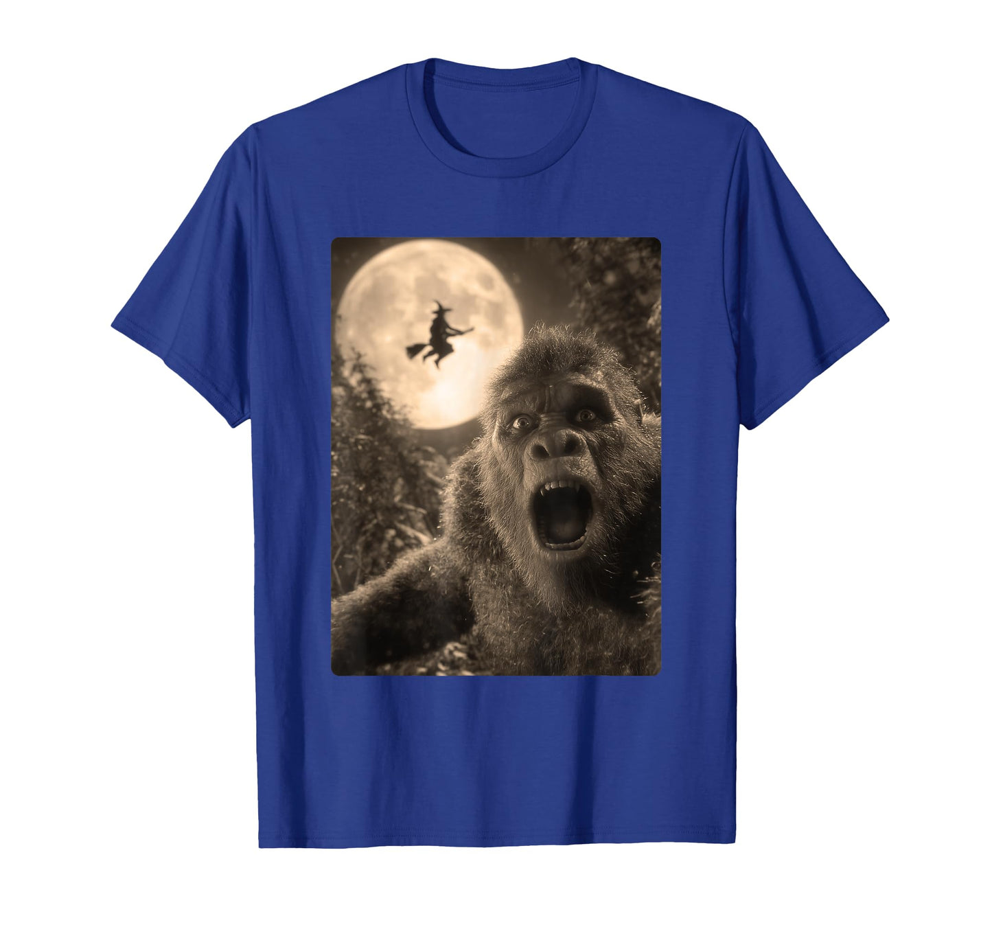 Funny Bigfoot Selfie Full Moon Flying Witch Forest Halloween T-Shirt