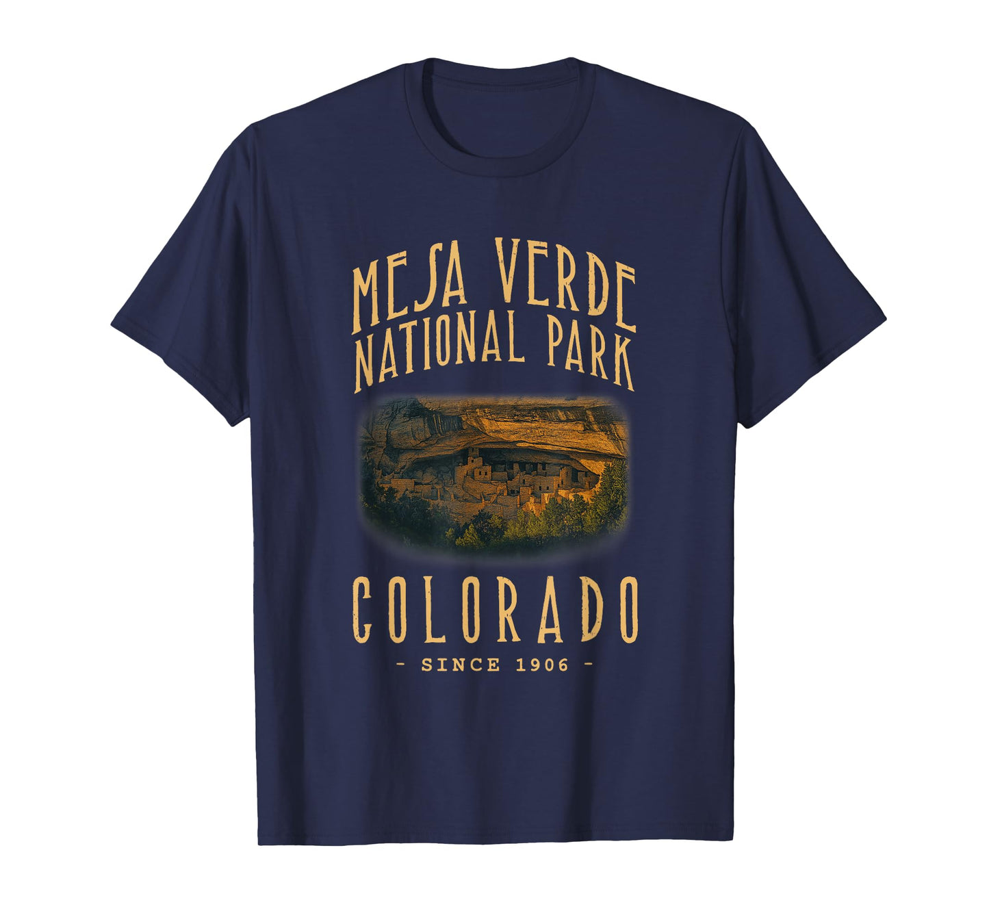 MESA VERDE NATIONAL PARK, COLORADO. CAMPING, HIKER T-Shirt