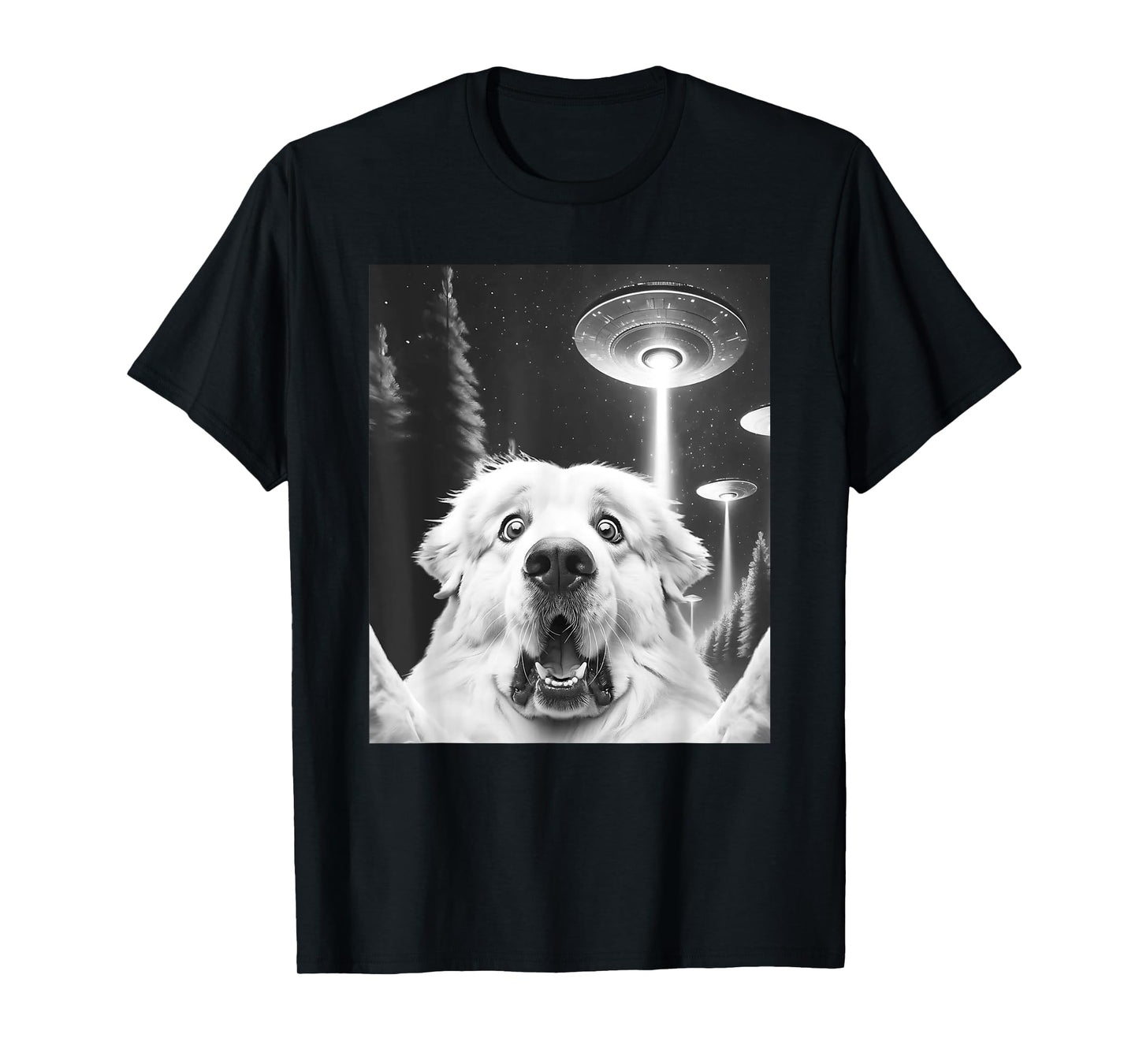 Funny Great Pyrenees Alien UFO Taking a Selfie Dog Mom Dad T-Shirt