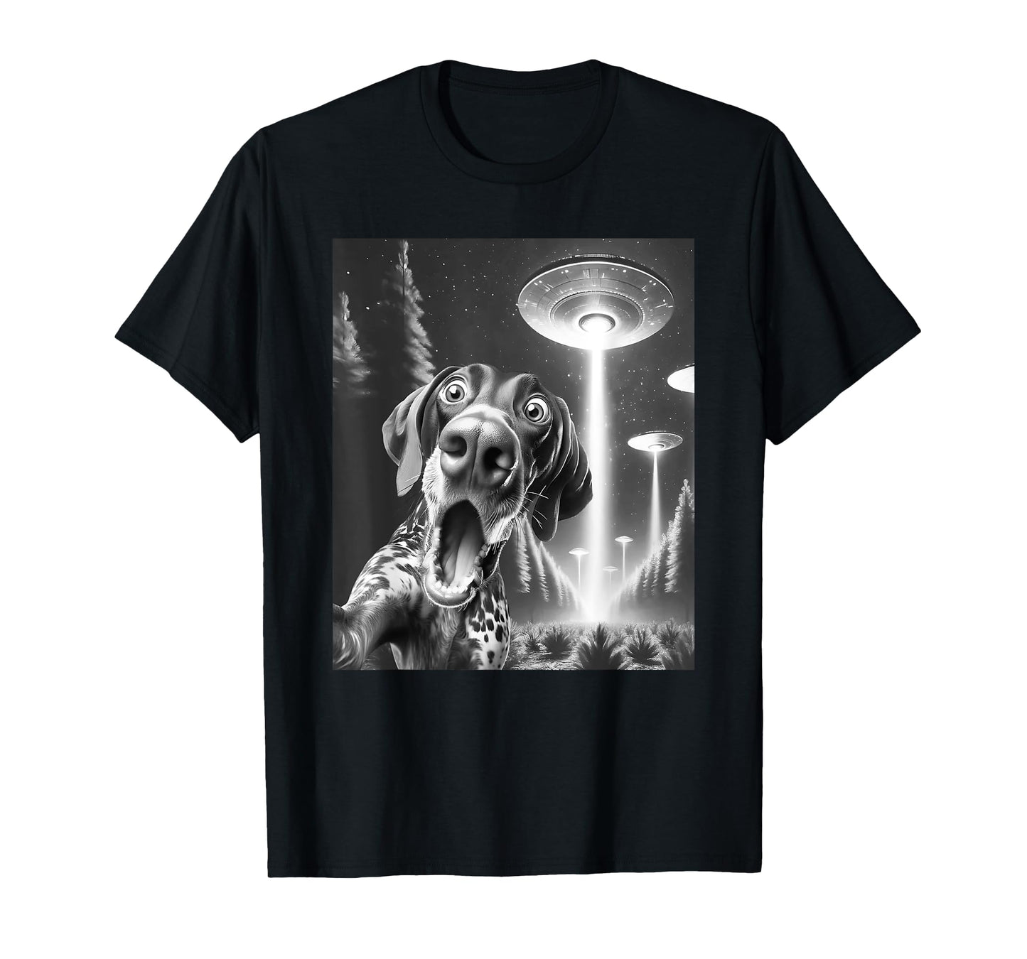 Funny German Shorthaired Pointer Alien UFO Taking a Selfie T-Shirt
