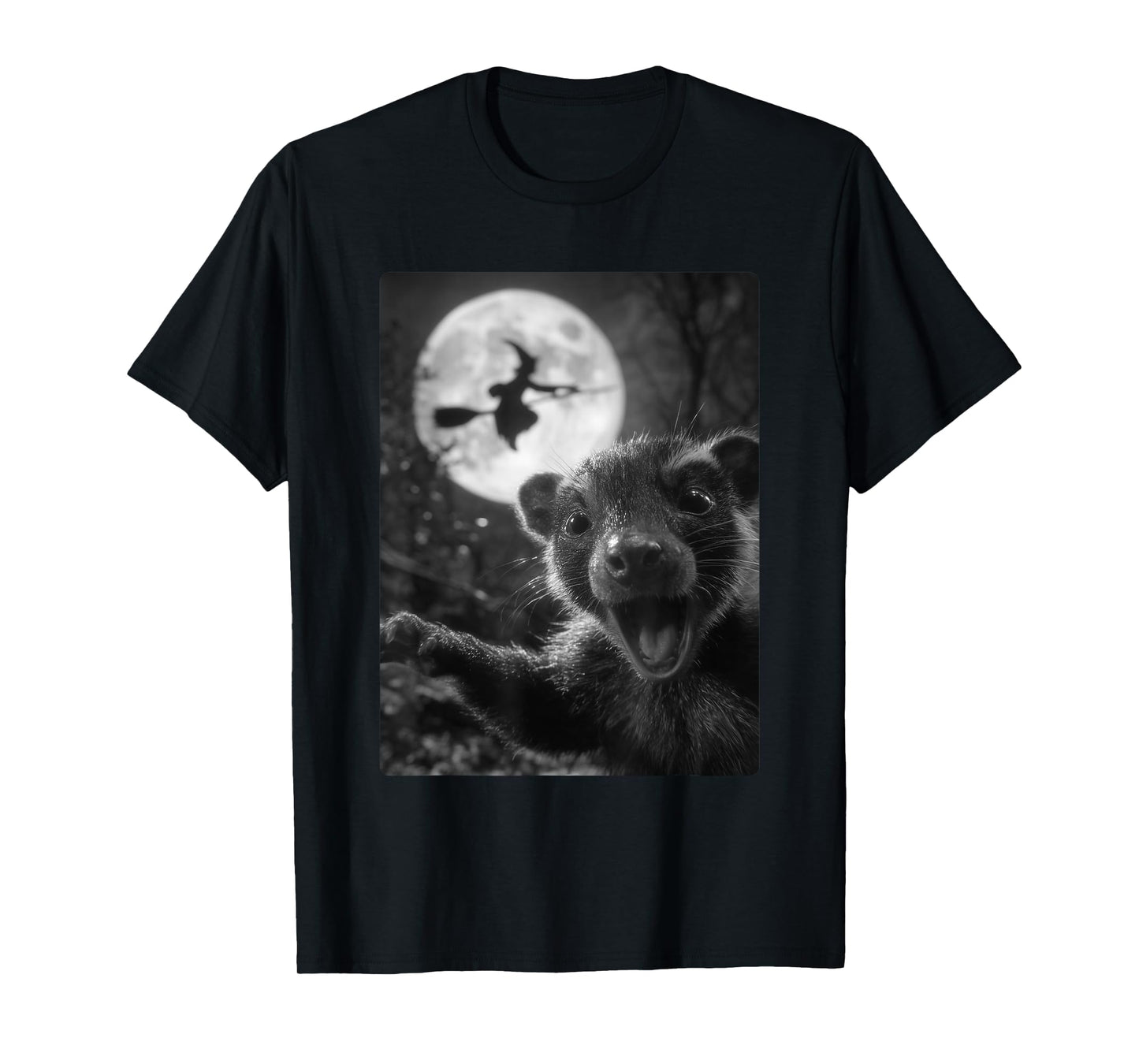 Funny Skunk Selfie Full Moon Flying Witch Forest Halloween T-Shirt