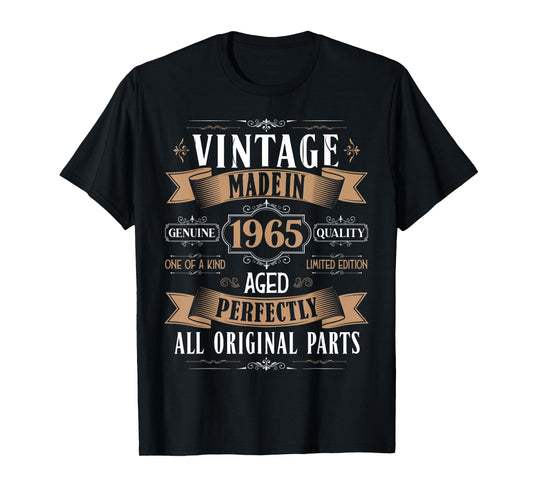 Vintage 60th birthday men Born 1965 60 years old Bday mens T-Shirt