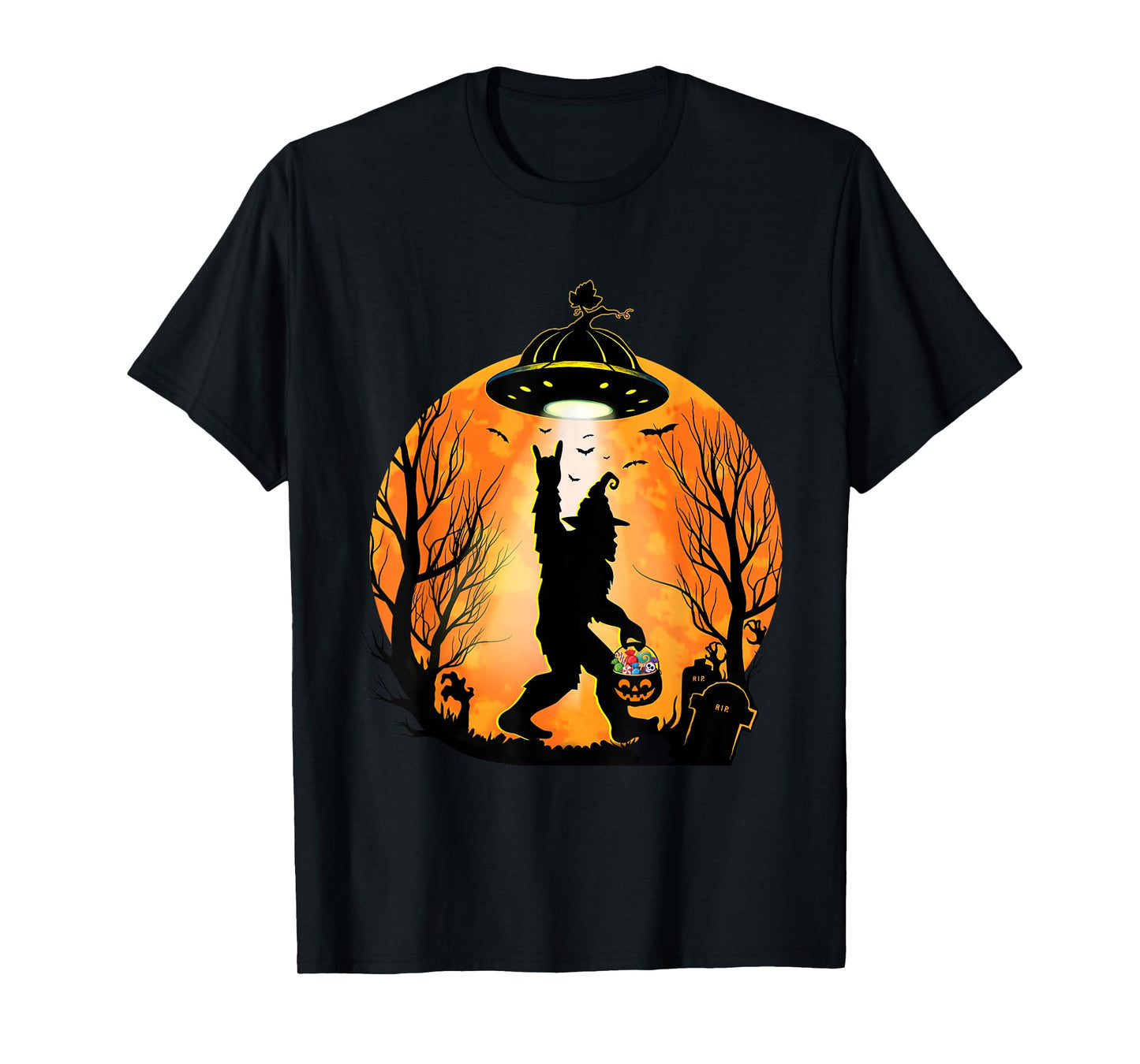 Halloween Big Foot Scary Pumpkin Funny UFO Horror T-Shirt