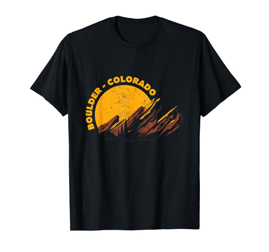 Boulder Colorado Vintage Flatirons Rock Formations Hiking T-Shirt