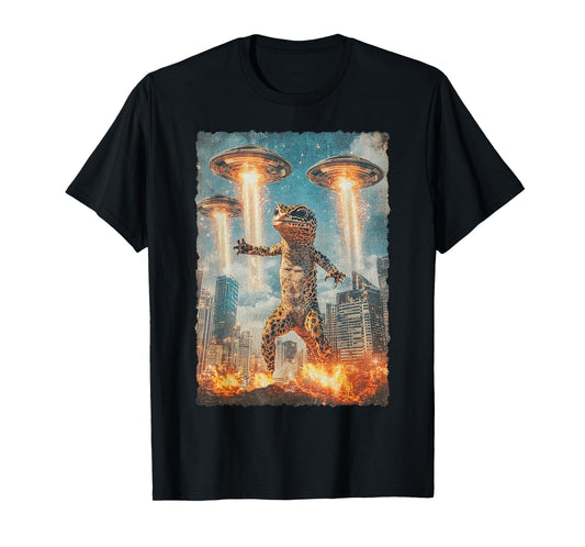 Japanese Anime Kaiju Monster Leopard Gecko Selfie Tokyo UFO T-Shirt