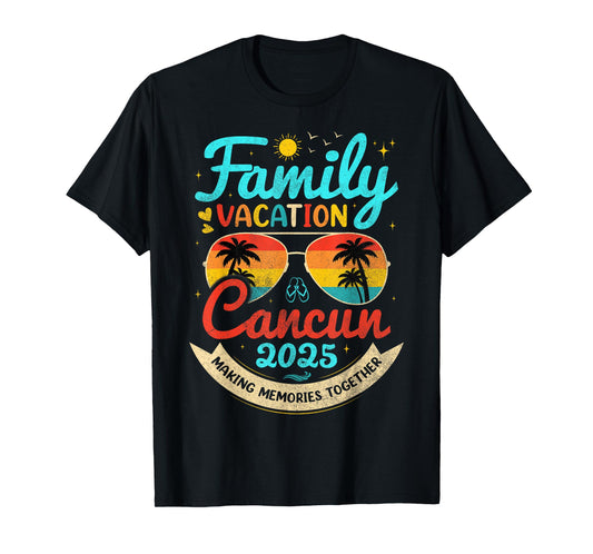 Vintage Family Vacation Cancun 2025 Beach Vacay Cancun Group T-Shirt